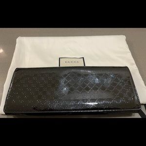 Authentic Gucci Broadway Microguccissima Patent Leather Evening Clutch Black
